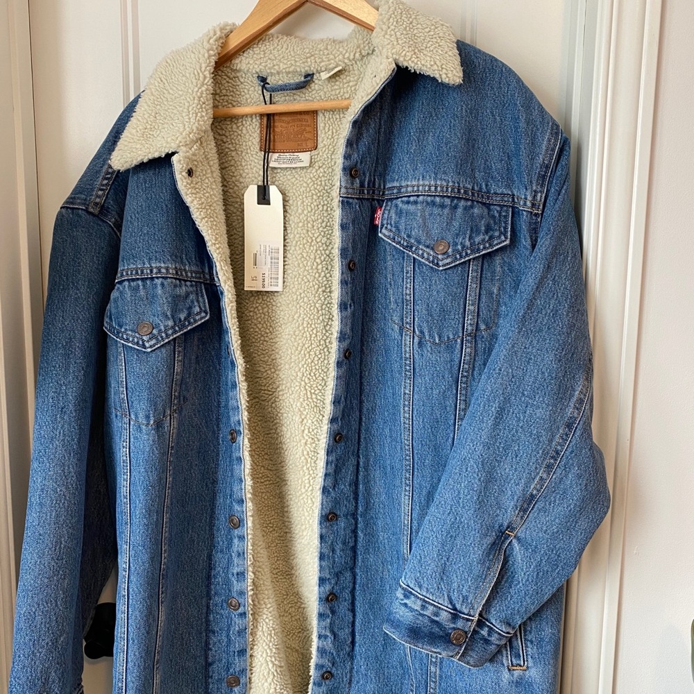 Levi’s Sherpa Trucker jacket